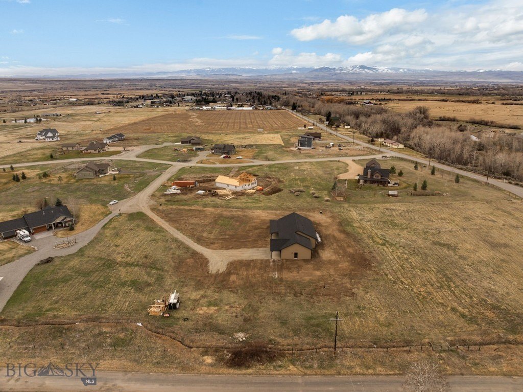 Sheridan, Montana, 59749, United States, 3 Bedrooms Bedrooms, ,2.5 BathroomsBathrooms,Residential,Forsale,1941164
