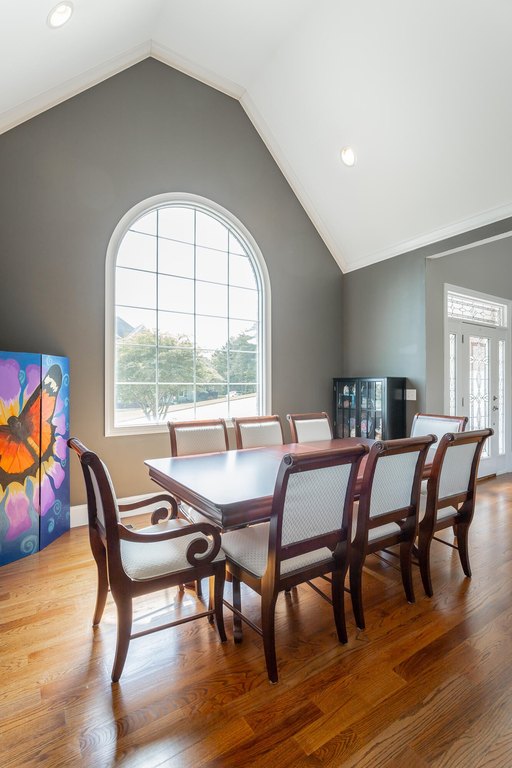 Chattanooga, Tennessee, 37416, United States, 4 Bedrooms Bedrooms, ,3.5 BathroomsBathrooms,Residential,Forsale,1894354