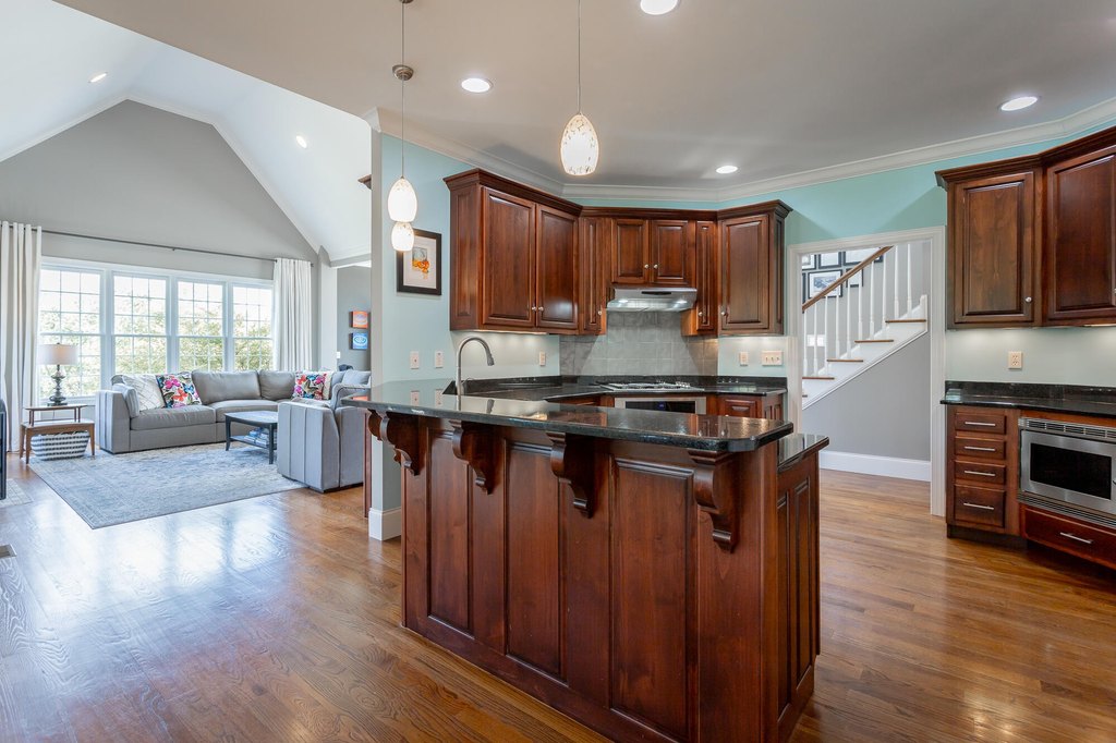 Chattanooga, Tennessee, 37416, United States, 4 Bedrooms Bedrooms, ,3.5 BathroomsBathrooms,Residential,Forsale,1894354