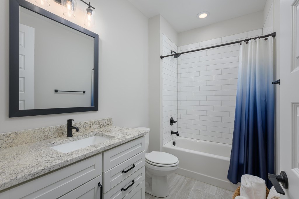 Chattanooga, Tennessee, 37419, United States, 5 Bedrooms Bedrooms, ,4.5 BathroomsBathrooms,Residential,Forsale,1894379