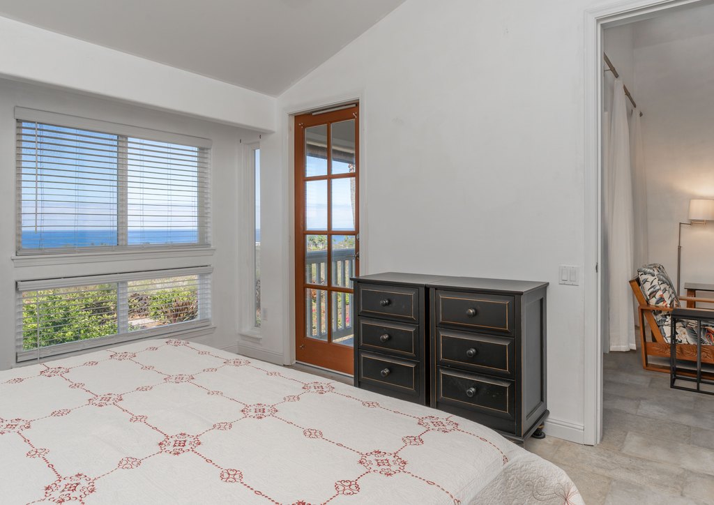 Kailua-Kona, Hawaii, 96740, United States, 2 Bedrooms Bedrooms, ,2 BathroomsBathrooms,Residential,Forsale,1886655