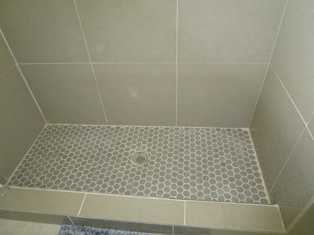 Hilo, Hawaii, 96720, United States, 4 Bedrooms Bedrooms, ,3 BathroomsBathrooms,Residential,Forsale,1886668