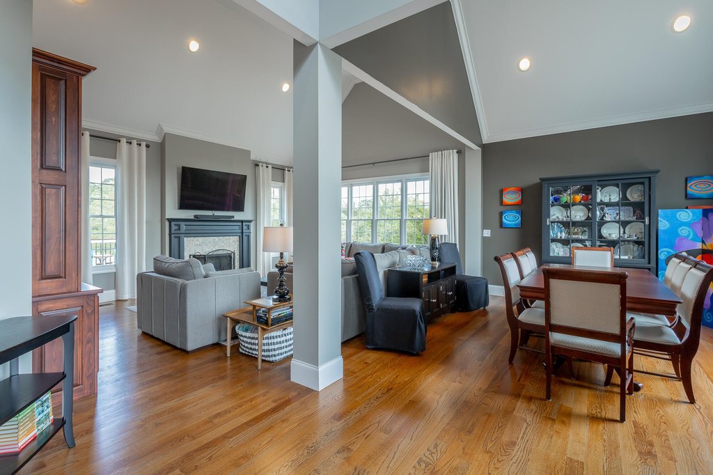 Chattanooga, Tennessee, 37416, United States, 4 Bedrooms Bedrooms, ,3.5 BathroomsBathrooms,Residential,Forsale,1894354