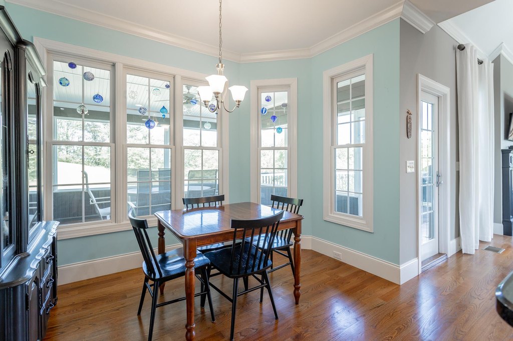 Chattanooga, Tennessee, 37416, United States, 4 Bedrooms Bedrooms, ,3.5 BathroomsBathrooms,Residential,Forsale,1894354