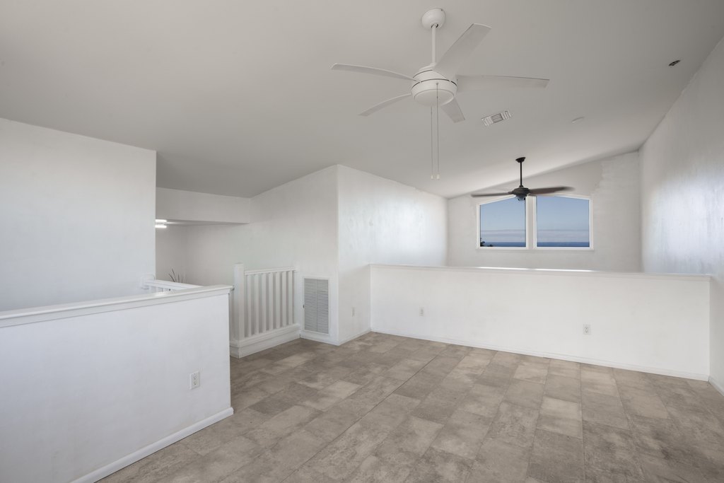Kailua-Kona, Hawaii, 96740, United States, 2 Bedrooms Bedrooms, ,2 BathroomsBathrooms,Residential,Forsale,1886655