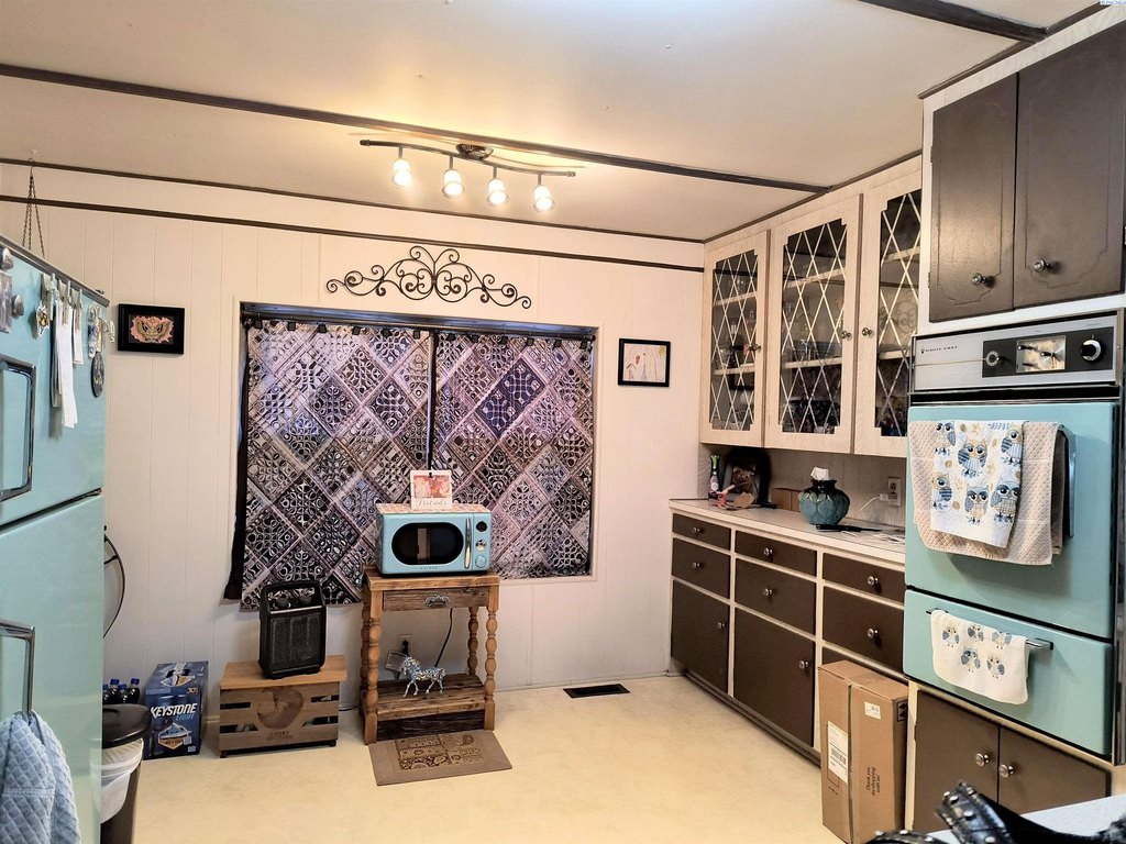 Kennewick, Washington, 99337, United States, 2 Bedrooms Bedrooms, ,1 BathroomBathrooms,Residential,Forsale,1964559