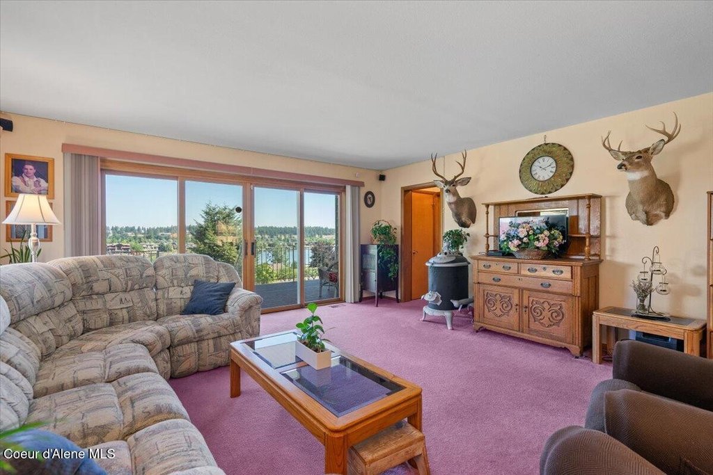 Coeur d'Alene, Idaho, 83814, United States, 3 Bedrooms Bedrooms, ,2 BathroomsBathrooms,Residential,Forsale,1984578