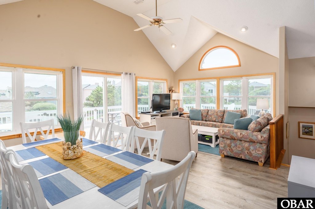 Corolla, North Carolina, 27927, United States, 4 Bedrooms Bedrooms, ,2.5 BathroomsBathrooms,Residential,Forsale,1914397