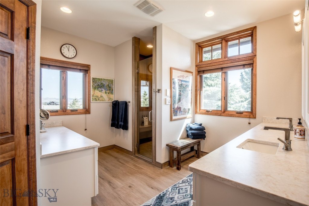 Ennis, Montana, 59729, United States, 4 Bedrooms Bedrooms, ,2.5 BathroomsBathrooms,Residential,Forsale,1941182