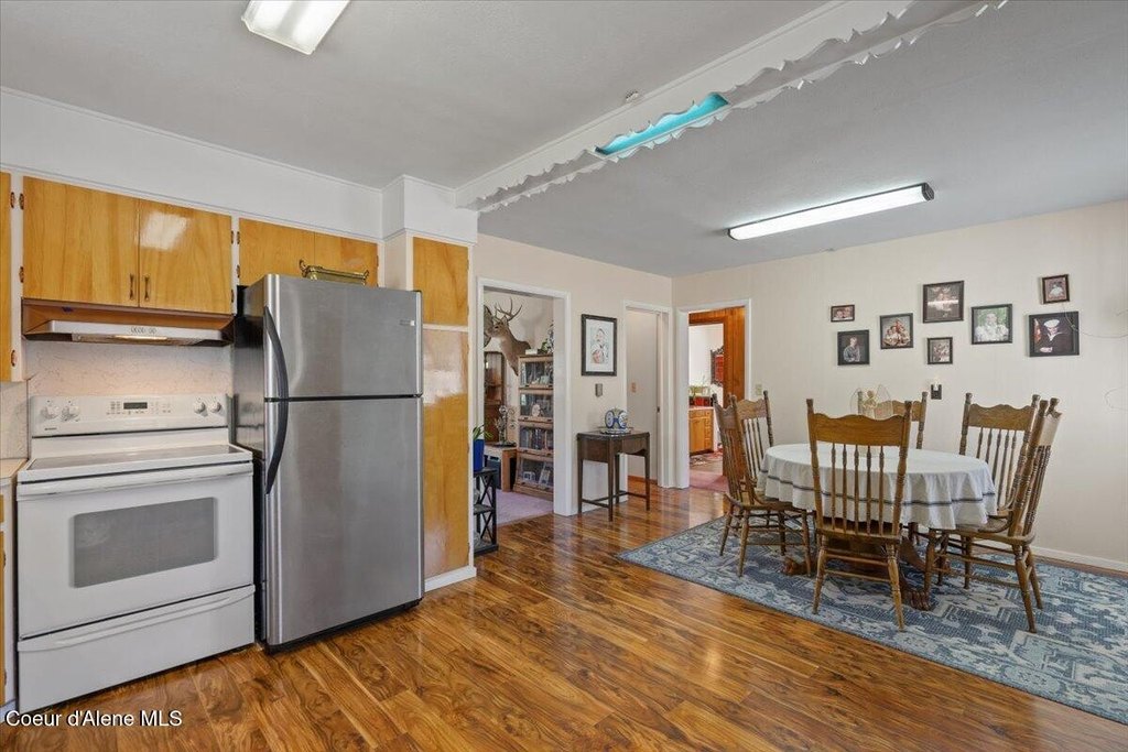 Coeur d'Alene, Idaho, 83814, United States, 3 Bedrooms Bedrooms, ,2 BathroomsBathrooms,Residential,Forsale,1984578