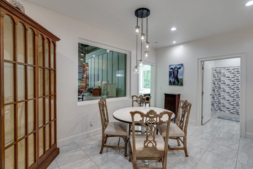 Spencer, Tennessee, 38585, United States, 1 Bedroom Bedrooms, ,1 BathroomBathrooms,Residential,Forsale,1922178
