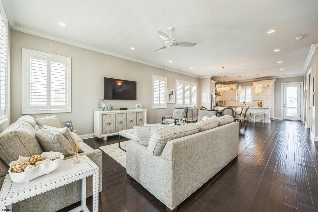 Margate, New Jersey, 08402, United States, 5 Bedrooms Bedrooms, ,4.5 BathroomsBathrooms,Residential,Forsale,2004018