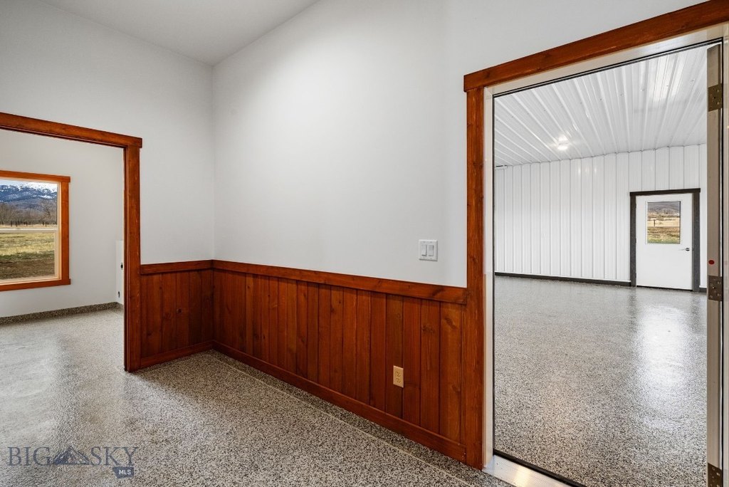 Sheridan, Montana, 59749, United States, 3 Bedrooms Bedrooms, ,2.5 BathroomsBathrooms,Residential,Forsale,1941164
