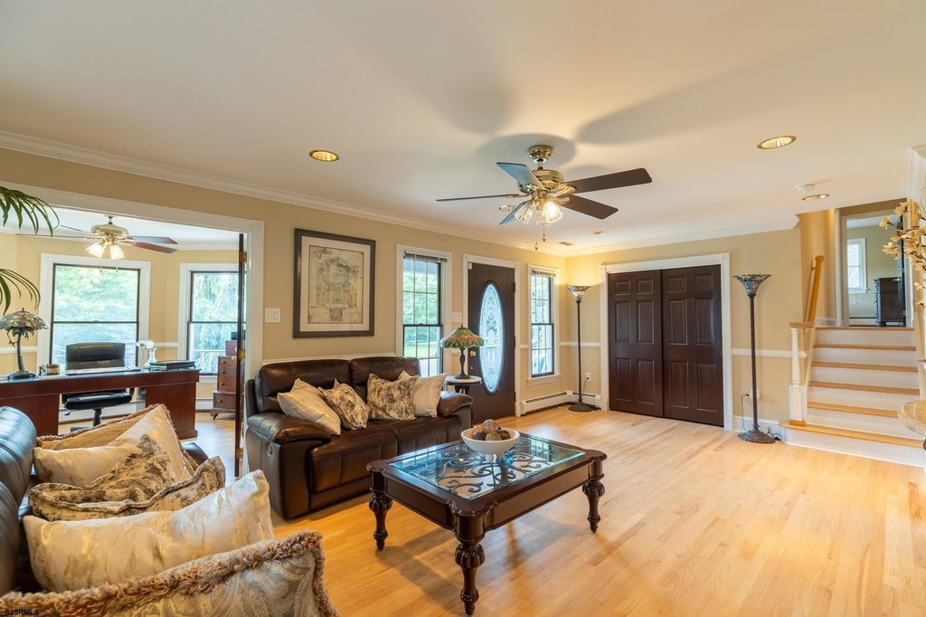 Linwood, New Jersey, 08221, United States, 5 Bedrooms Bedrooms, ,4.5 BathroomsBathrooms,Residential,Forsale,1946135