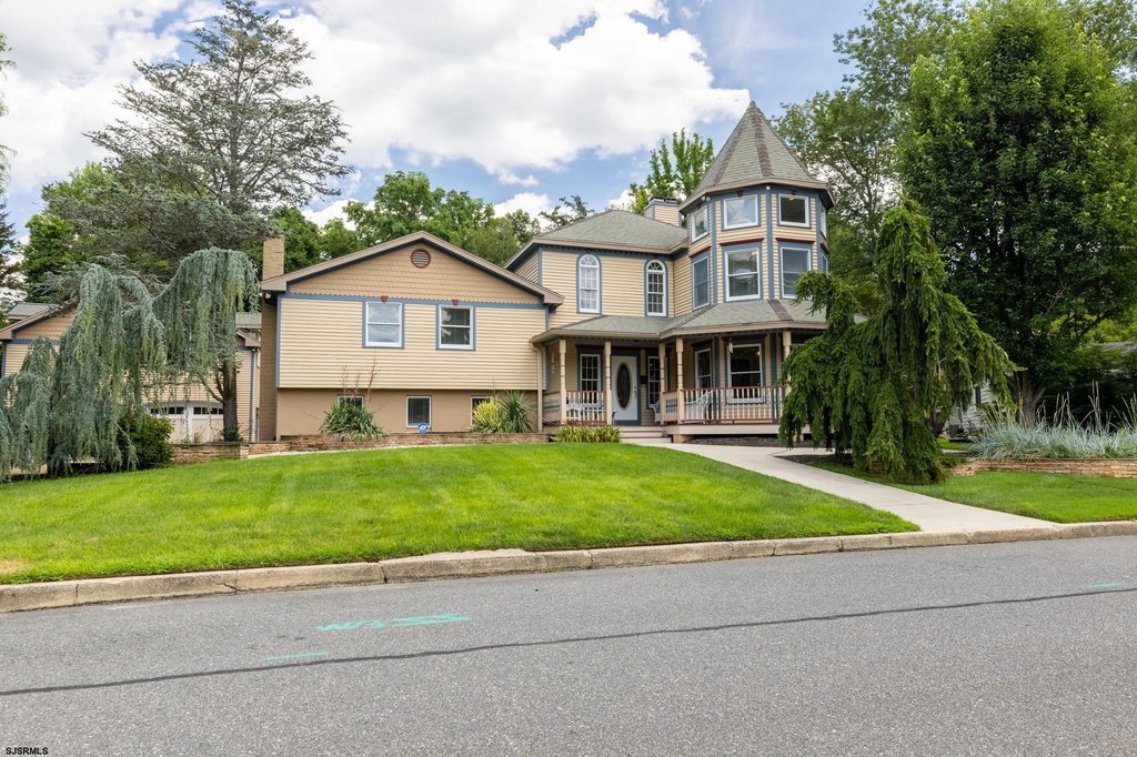 Linwood, New Jersey, 08221, United States, 5 Bedrooms Bedrooms, ,4.5 BathroomsBathrooms,Residential,Forsale,1946135