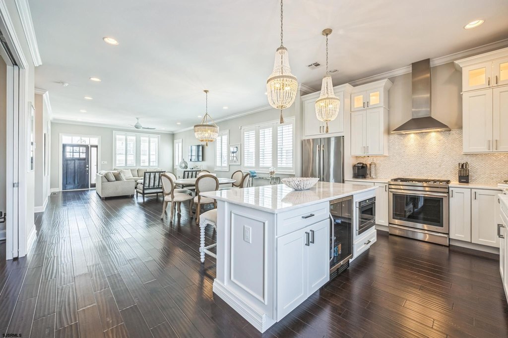 Margate, New Jersey, 08402, United States, 5 Bedrooms Bedrooms, ,4.5 BathroomsBathrooms,Residential,Forsale,2004018