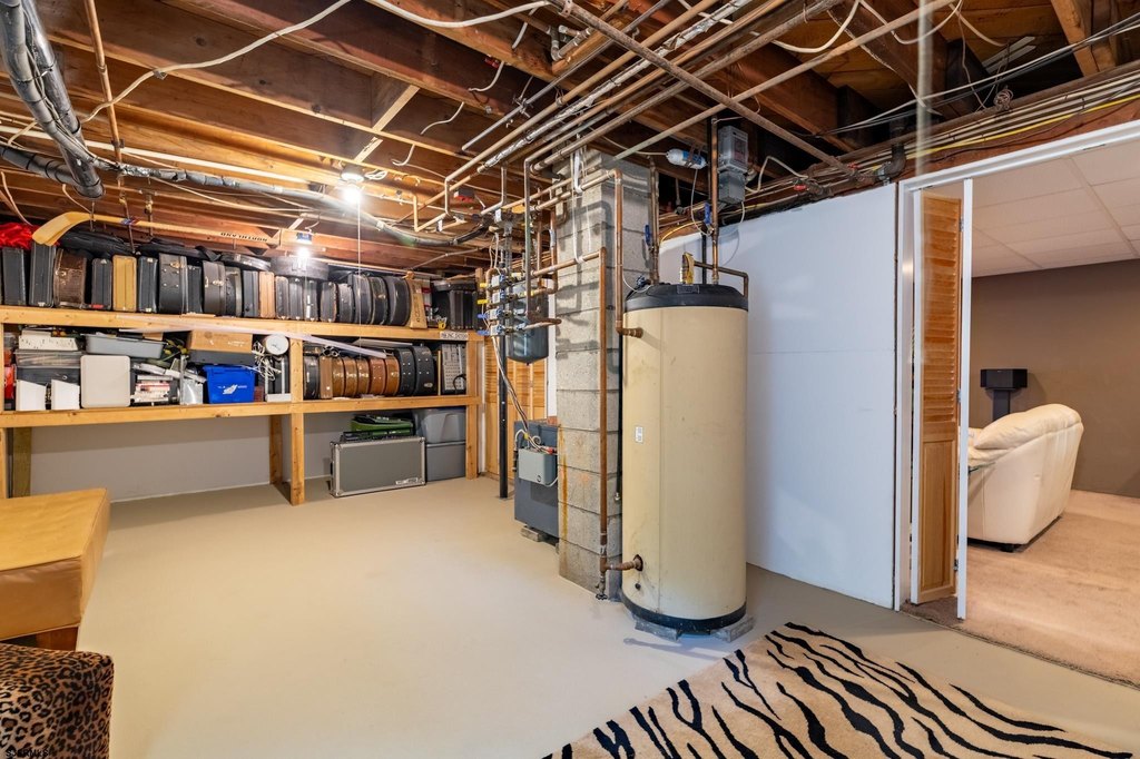 Linwood, New Jersey, 08221, United States, 5 Bedrooms Bedrooms, ,4.5 BathroomsBathrooms,Residential,Forsale,1946135