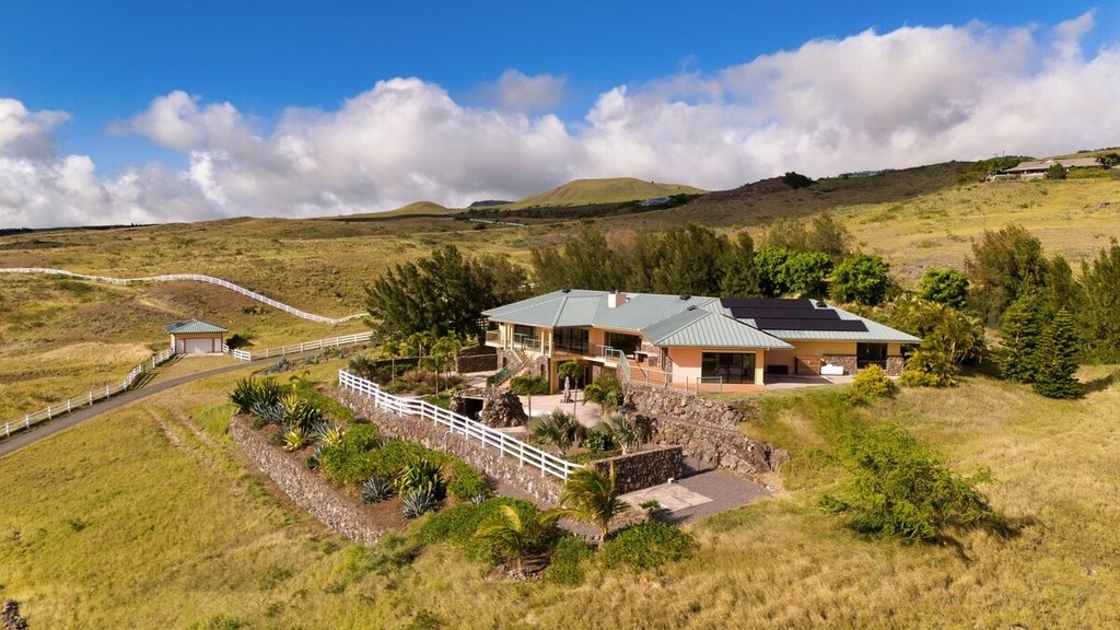 Kamuela, Hawaii, 96743, United States, 5 Bedrooms Bedrooms, ,4.5 BathroomsBathrooms,Residential,Forsale,1886630