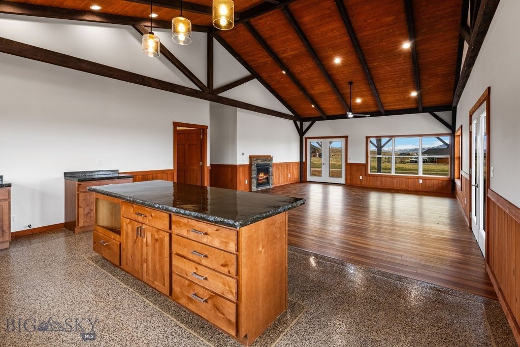 Sheridan, Montana, 59749, United States, 3 Bedrooms Bedrooms, ,2.5 BathroomsBathrooms,Residential,Forsale,1941164