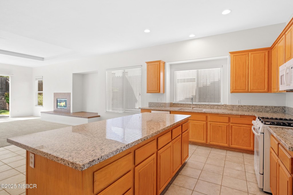Buellton, California, 93427, United States, 4 Bedrooms Bedrooms, ,2.5 BathroomsBathrooms,Residential,Forsale,1941491