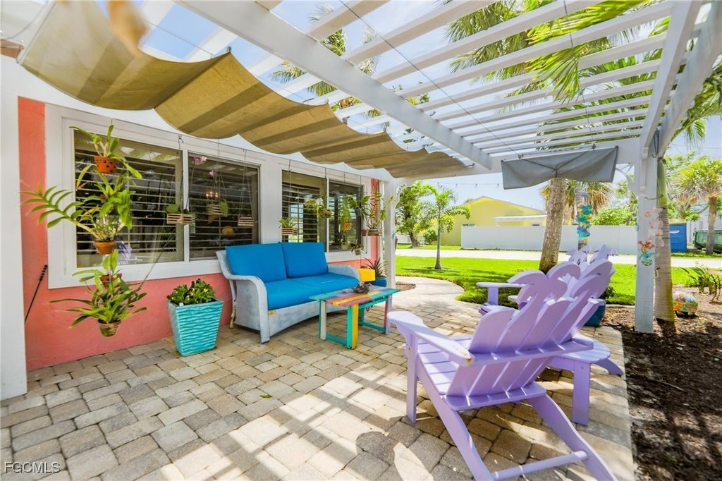 Sanibel, Florida, 33957, United States, 3 Bedrooms Bedrooms, ,2 BathroomsBathrooms,Residential,Forsale,1971952