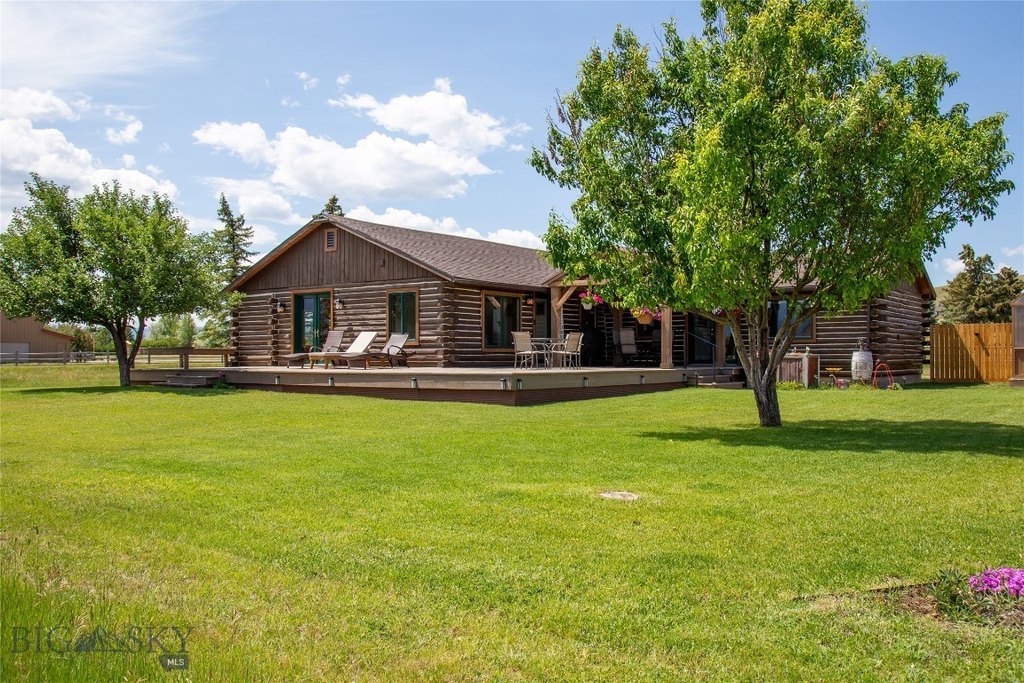 Ennis, Montana, 59729, United States, 4 Bedrooms Bedrooms, ,2 BathroomsBathrooms,Residential,Forsale,1894882