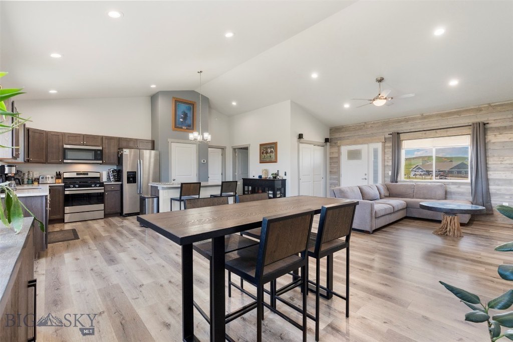 Three Forks, Montana, 59752, United States, 3 Bedrooms Bedrooms, ,2 BathroomsBathrooms,Residential,Forsale,1986985