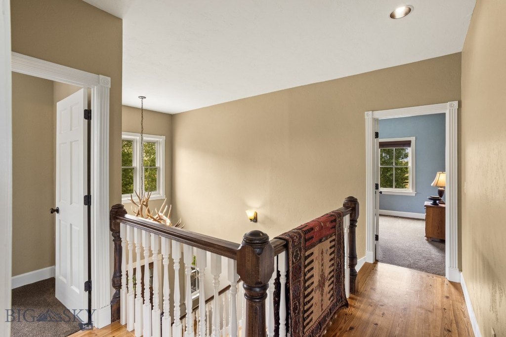 Livingston, Montana, 59047, United States, 3 Bedrooms Bedrooms, ,3 BathroomsBathrooms,Residential,Forsale,1986987