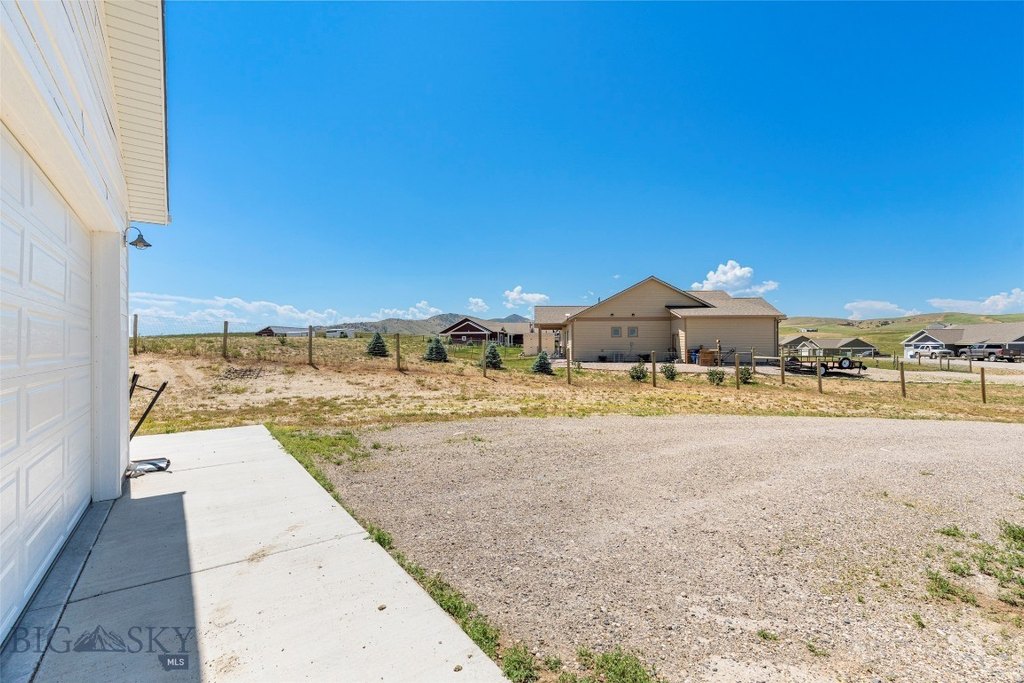 Three Forks, Montana, 59752, United States, 3 Bedrooms Bedrooms, ,2 BathroomsBathrooms,Residential,Forsale,1986985