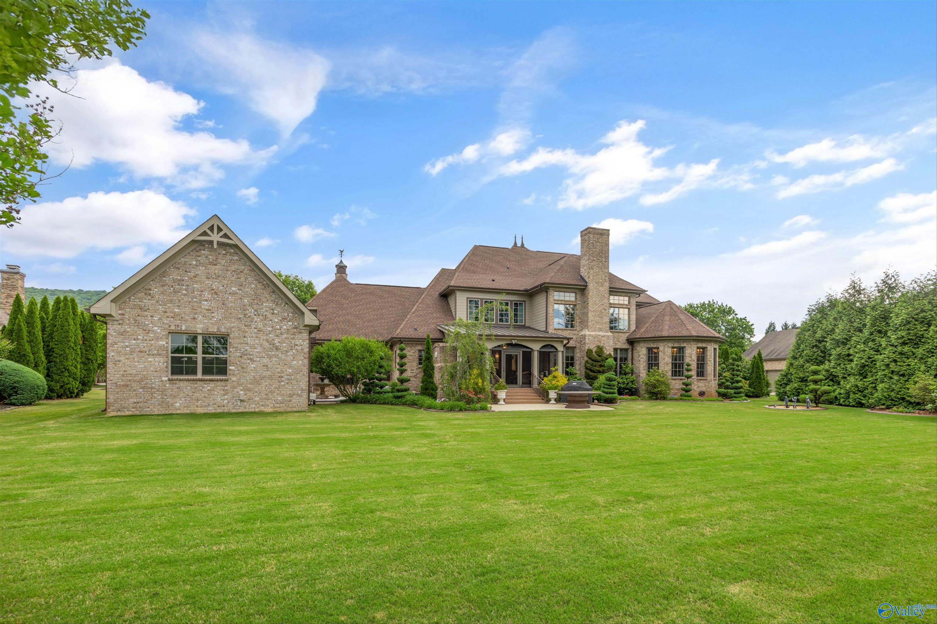 Gurley, Alabama, 35748, United States, 4 Bedrooms Bedrooms, ,4.5 BathroomsBathrooms,Residential,Forsale,2007709