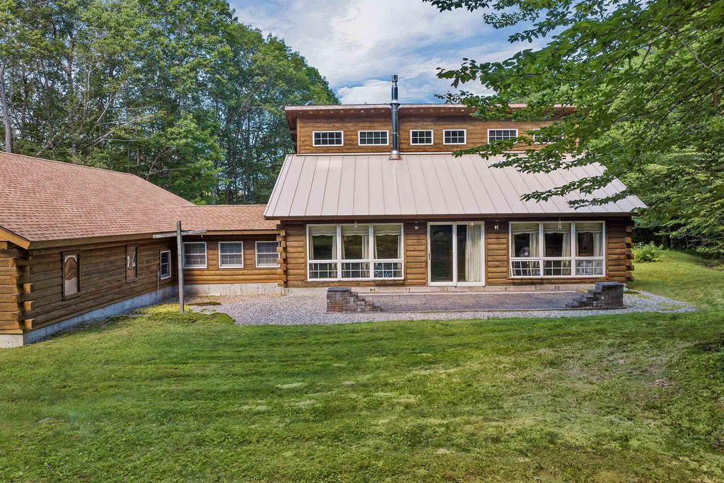 Wolfeboro, New Hampshire, 03894, United States, 3 Bedrooms Bedrooms, ,2 BathroomsBathrooms,Residential,Forsale,1952895