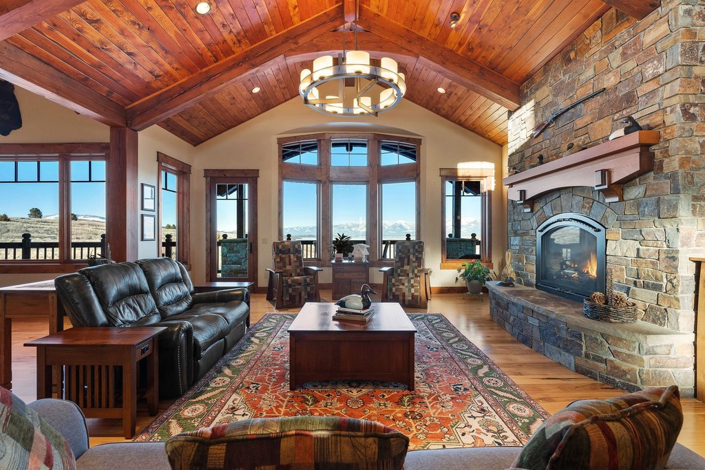 Polson, Montana, 59860, United States, 4 Bedrooms Bedrooms, ,3.5 BathroomsBathrooms,Residential,Forsale,1894896