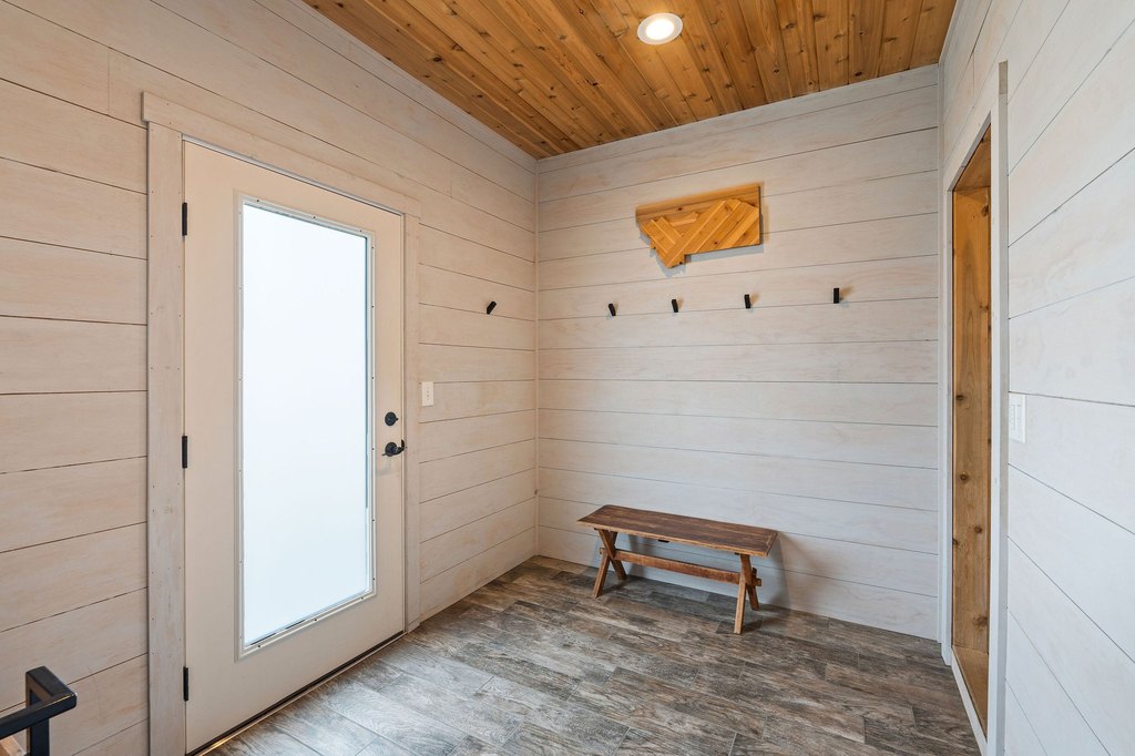 Kalispell, Montana, 59901, United States, 6 Bedrooms Bedrooms, ,4.5 BathroomsBathrooms,Residential,Forsale,1986949