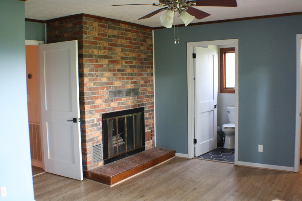 Jefferson City, Tennessee, 37760, United States, 3 Bedrooms Bedrooms, ,3.5 BathroomsBathrooms,Residential,Forsale,1884044