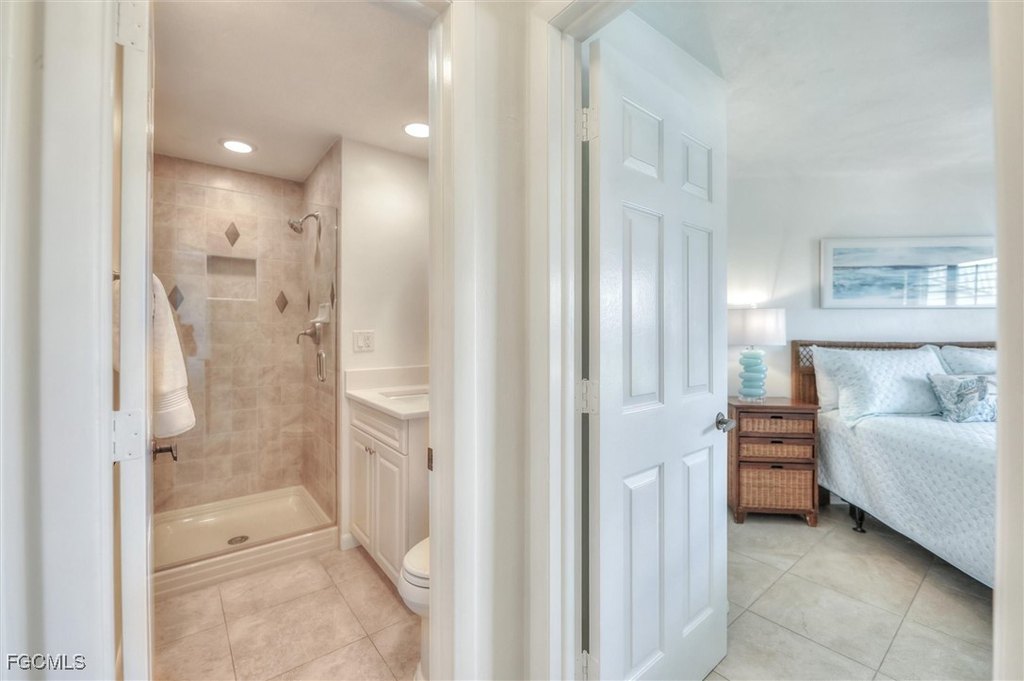 Sanibel, Florida, 33957, United States, 3 Bedrooms Bedrooms, ,3 BathroomsBathrooms,Residential,Forsale,1969890