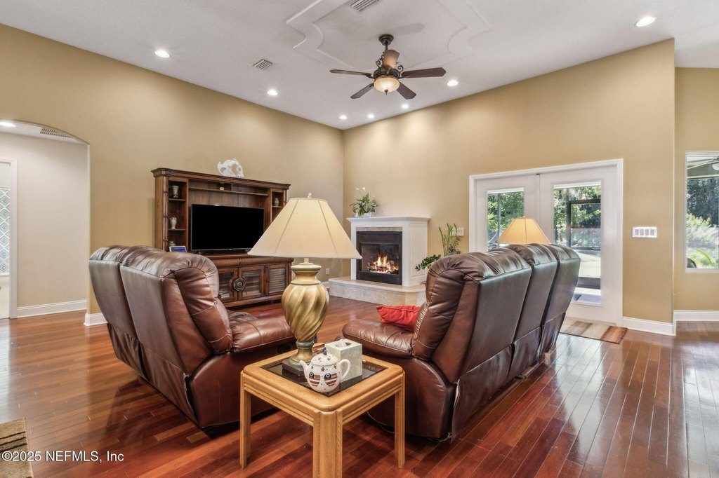 Crescent City, Florida, 32112, United States, 3 Bedrooms Bedrooms, ,4 BathroomsBathrooms,Residential,Forsale,1941456