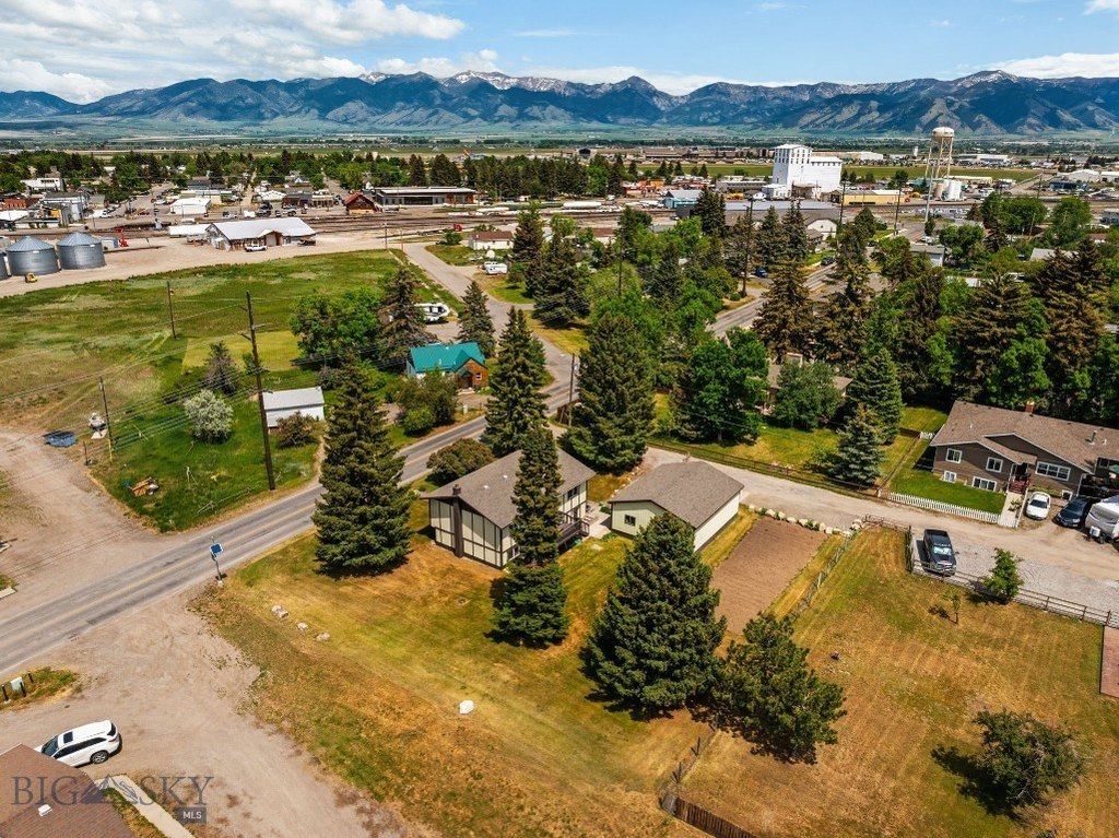 Belgrade, Montana, 59714, United States, 3 Bedrooms Bedrooms, ,2 BathroomsBathrooms,Residential,Forsale,1941165
