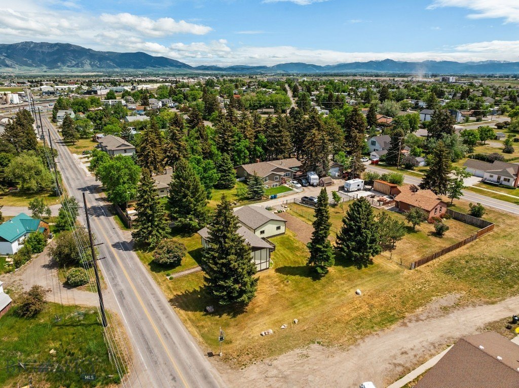 Belgrade, Montana, 59714, United States, 3 Bedrooms Bedrooms, ,2 BathroomsBathrooms,Residential,Forsale,1941165