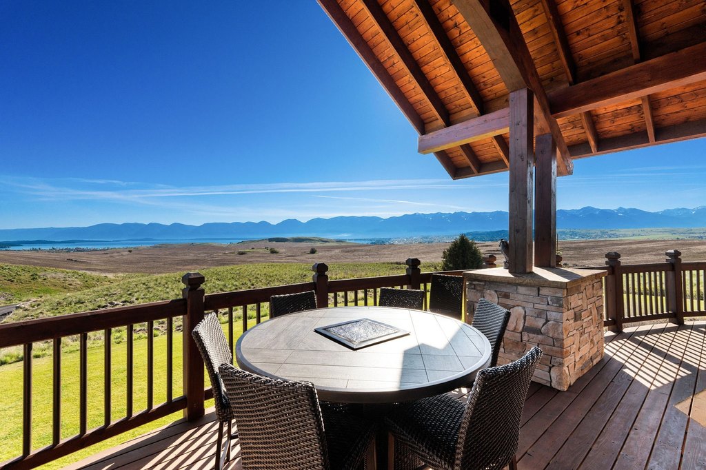 Polson, Montana, 59860, United States, 4 Bedrooms Bedrooms, ,3.5 BathroomsBathrooms,Residential,Forsale,1894896