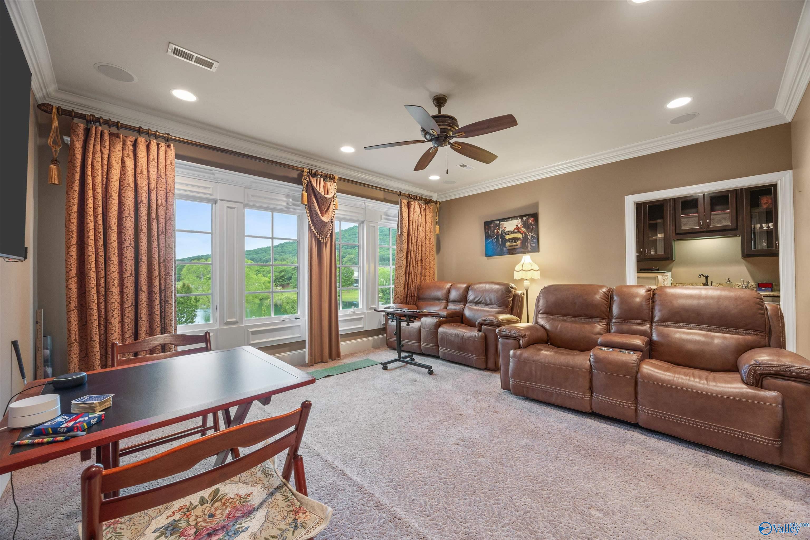 Gurley, Alabama, 35748, United States, 4 Bedrooms Bedrooms, ,4.5 BathroomsBathrooms,Residential,Forsale,2007709