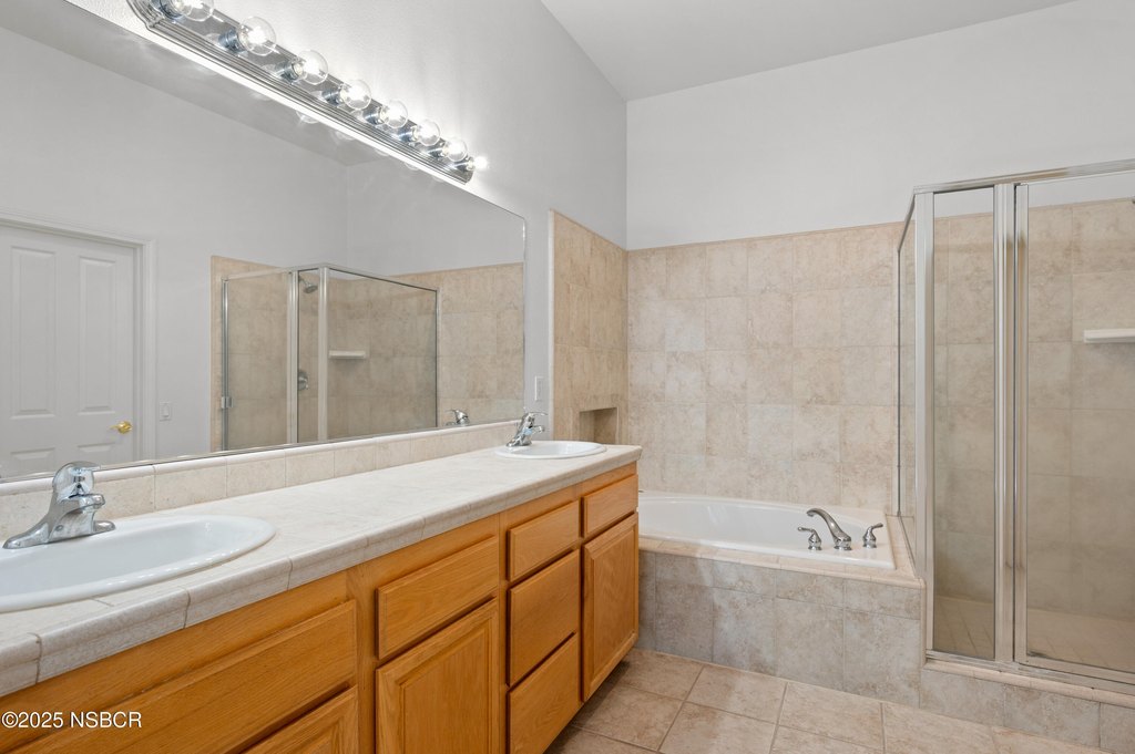 Buellton, California, 93427, United States, 4 Bedrooms Bedrooms, ,2.5 BathroomsBathrooms,Residential,Forsale,1941491