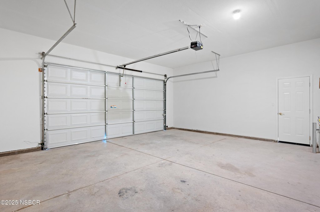 Buellton, California, 93427, United States, 4 Bedrooms Bedrooms, ,2.5 BathroomsBathrooms,Residential,Forsale,1941491