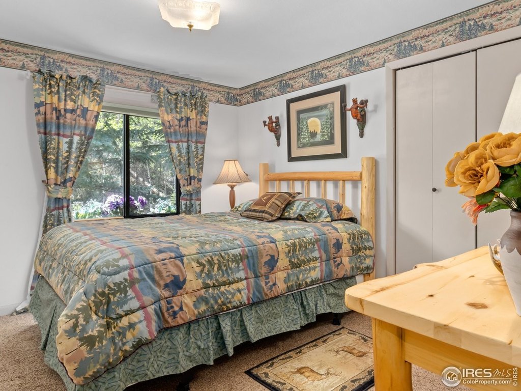 Glen Haven, Colorado, 80532, United States, 3 Bedrooms Bedrooms, ,2 BathroomsBathrooms,Residential,Forsale,1903121