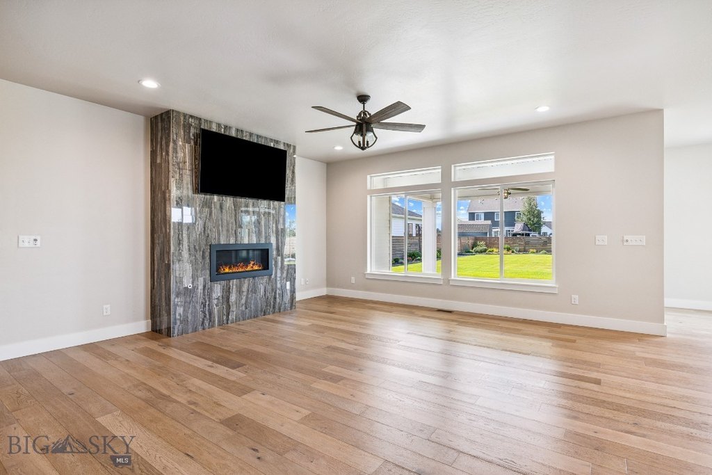 Bozeman, Montana, 59718, United States, 4 Bedrooms Bedrooms, ,3.5 BathroomsBathrooms,Residential,Forsale,1986954