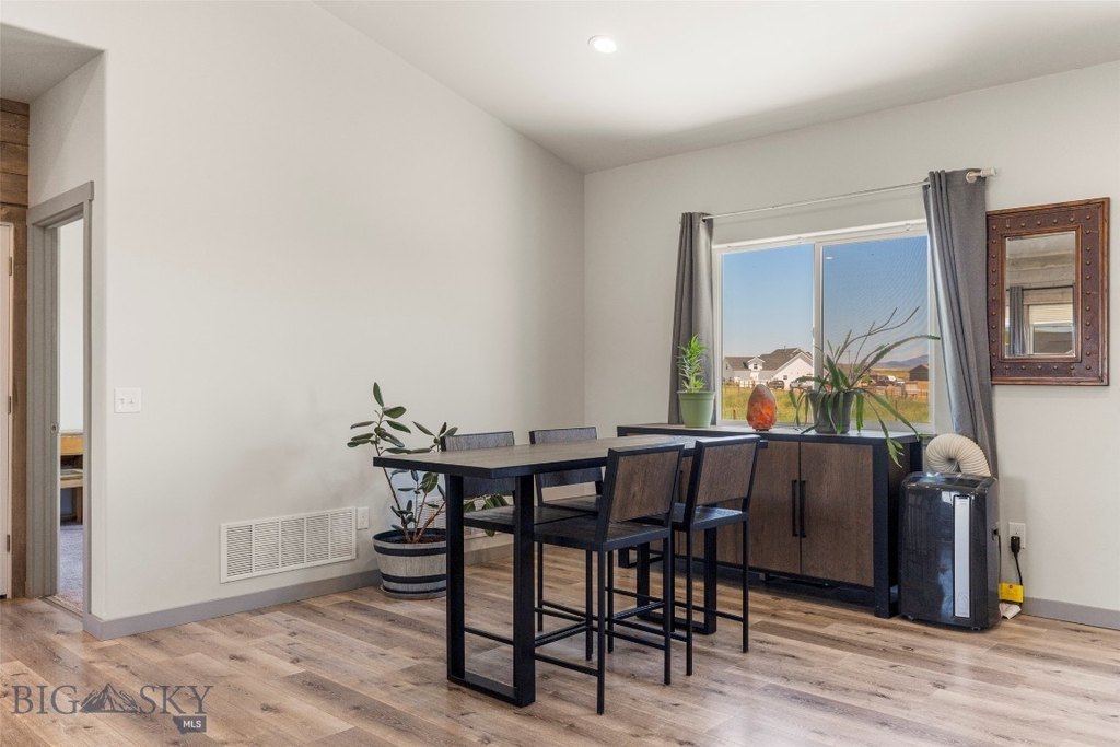 Three Forks, Montana, 59752, United States, 3 Bedrooms Bedrooms, ,2 BathroomsBathrooms,Residential,Forsale,1986985