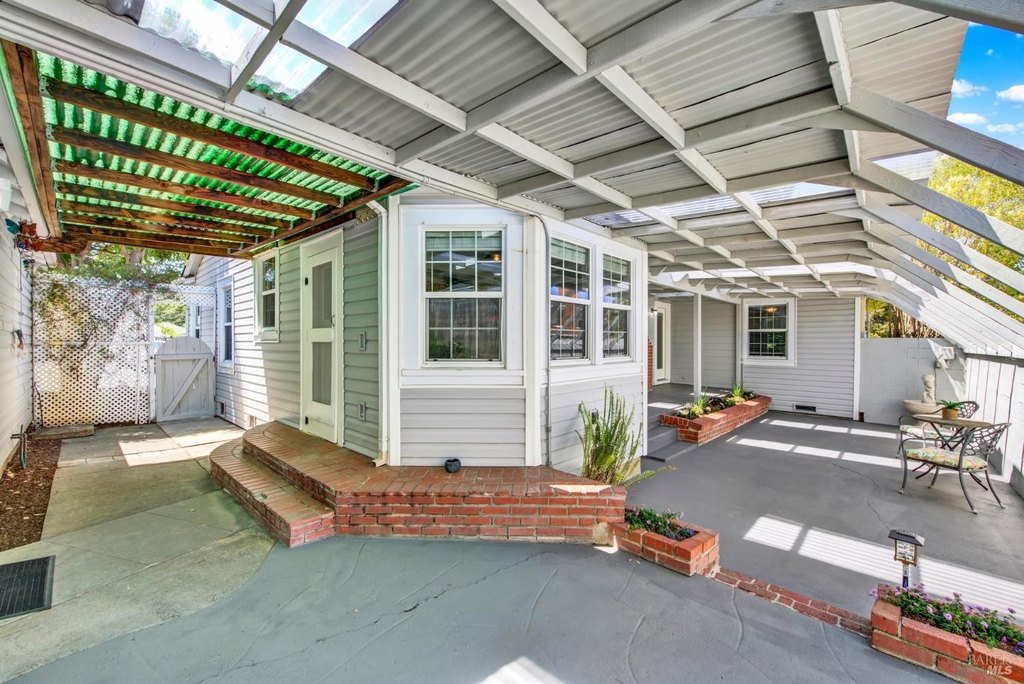 Napa, California, 94559, United States, 2 Bedrooms Bedrooms, ,1 BathroomBathrooms,Residential,Forsale,1934058
