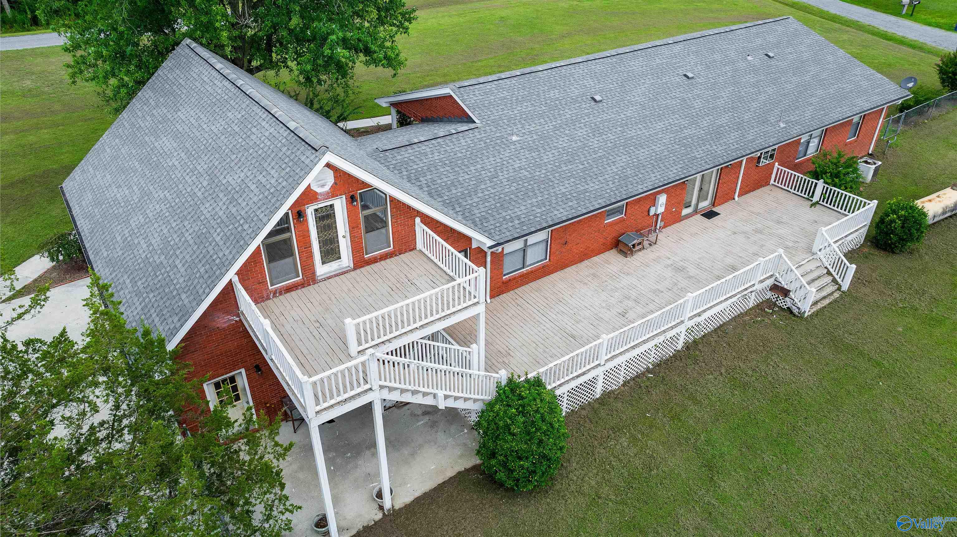 Fort Payne, Alabama, 35968, United States, 4 Bedrooms Bedrooms, ,3 BathroomsBathrooms,Residential,Forsale,2007686