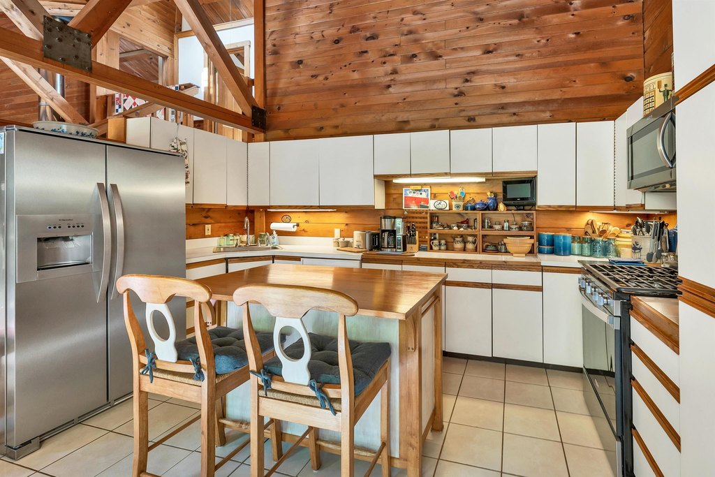 Wolfeboro, New Hampshire, 03894, United States, 3 Bedrooms Bedrooms, ,2 BathroomsBathrooms,Residential,Forsale,1952895