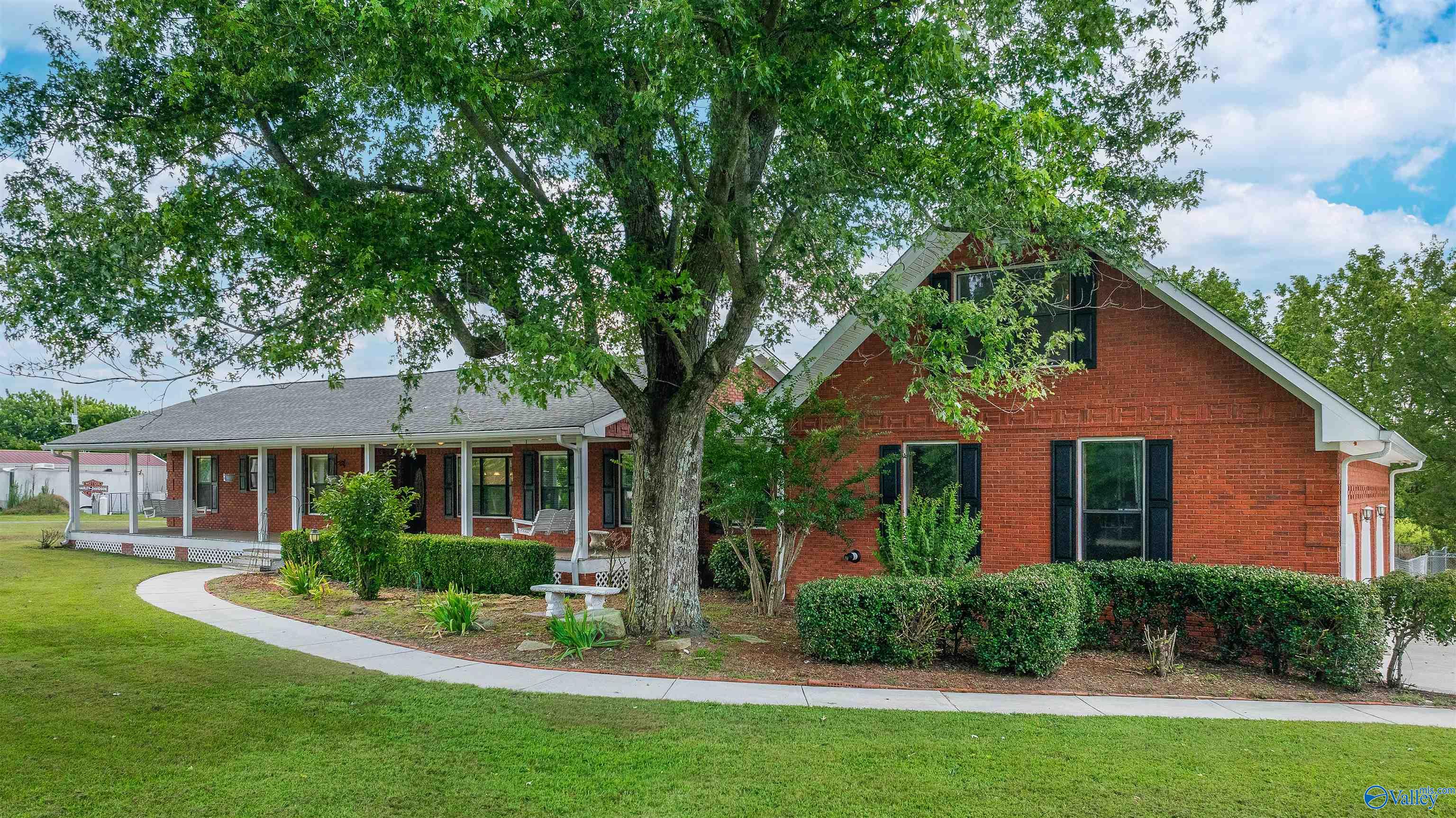 Fort Payne, Alabama, 35968, United States, 4 Bedrooms Bedrooms, ,3 BathroomsBathrooms,Residential,Forsale,2007686