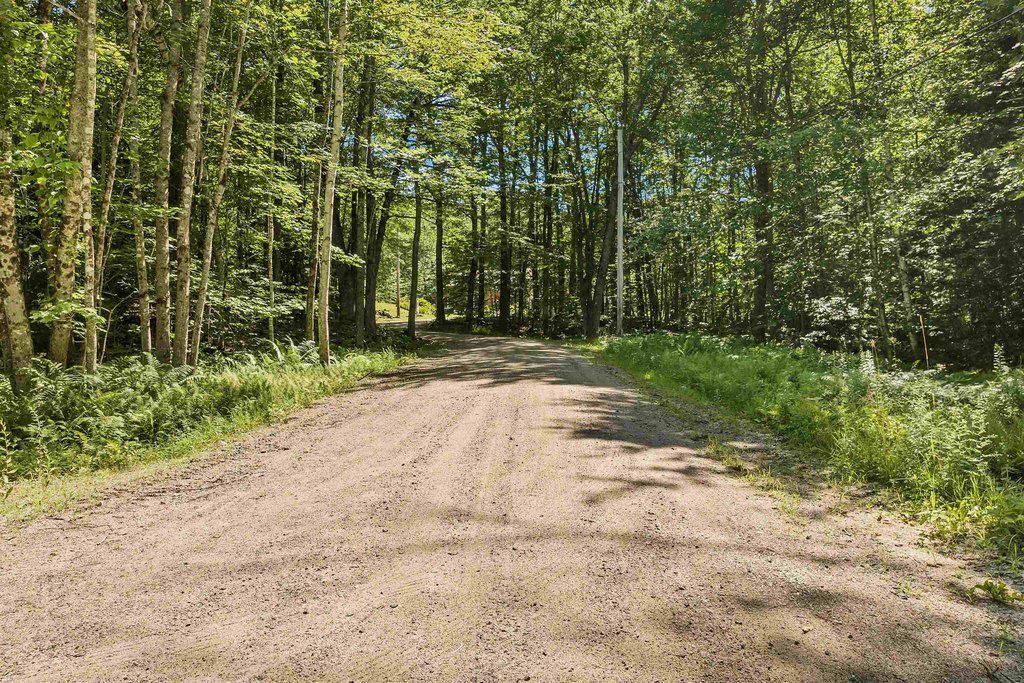 Wolfeboro, New Hampshire, 03894, United States, 3 Bedrooms Bedrooms, ,2 BathroomsBathrooms,Residential,Forsale,1952895